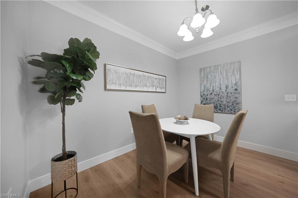 ROYAL GREENS - Residential