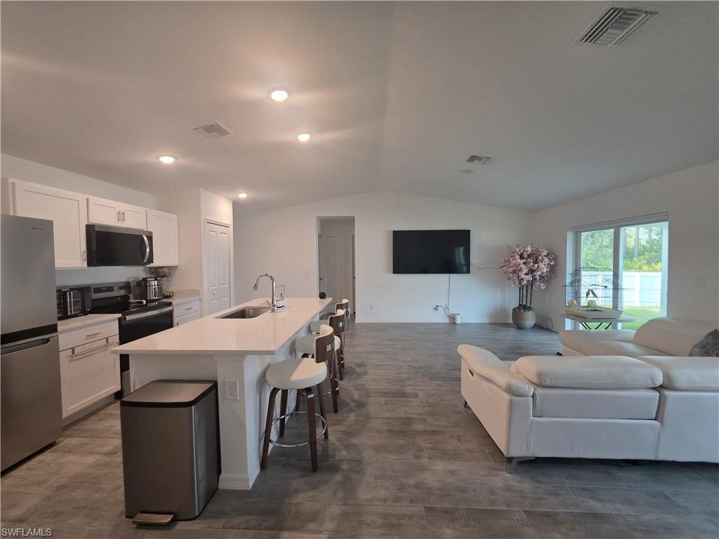 CAPE CORAL - Residential Lease