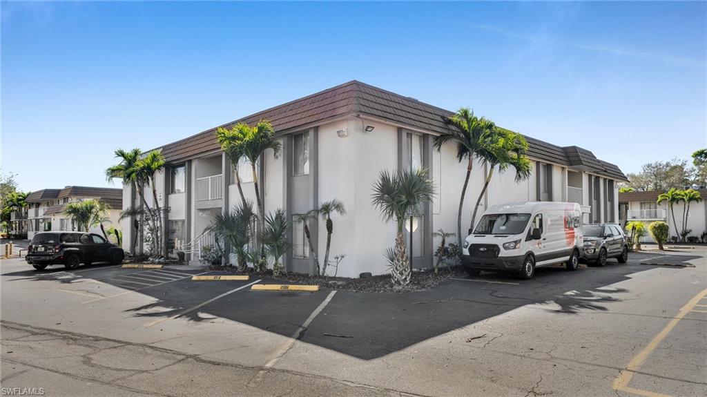 TEE AND GREEN ESTATES - Residential Lease