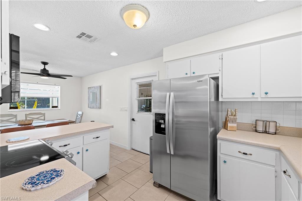 NAPLES PARK - Residential