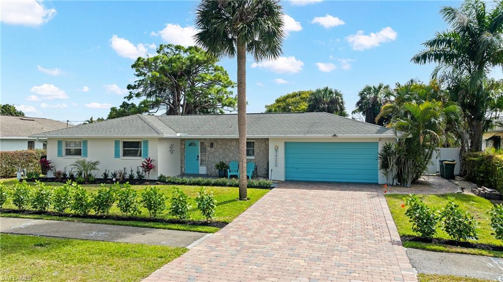 NAPLES PARK - Residential