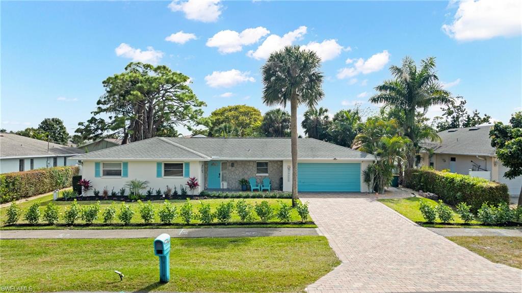 NAPLES PARK - Residential