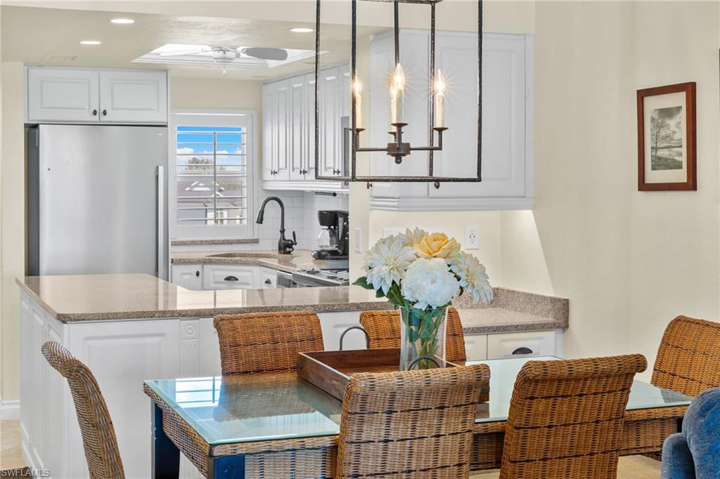 POINTE SOUTH CONDO - Residential