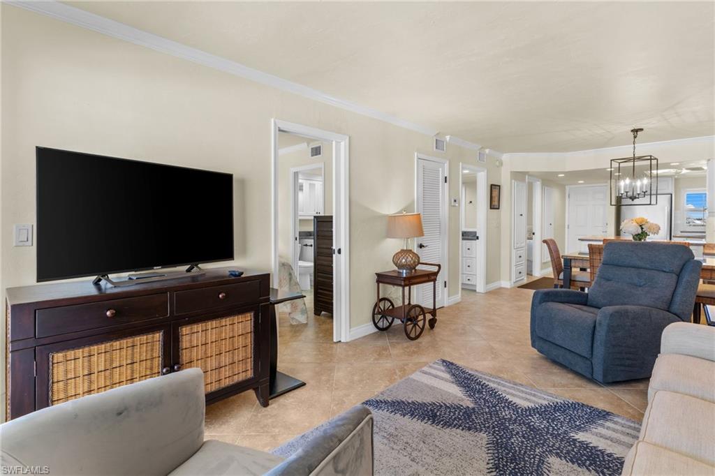 POINTE SOUTH CONDO - Residential