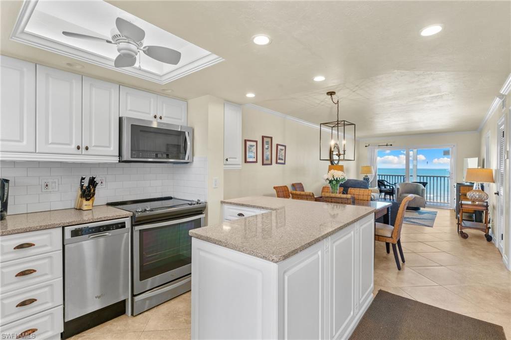 POINTE SOUTH CONDO - Residential