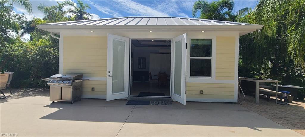 RIVERBEND MOTORCOACH RESORT - Land