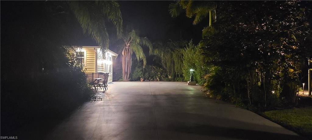 RIVERBEND MOTORCOACH RESORT - Land