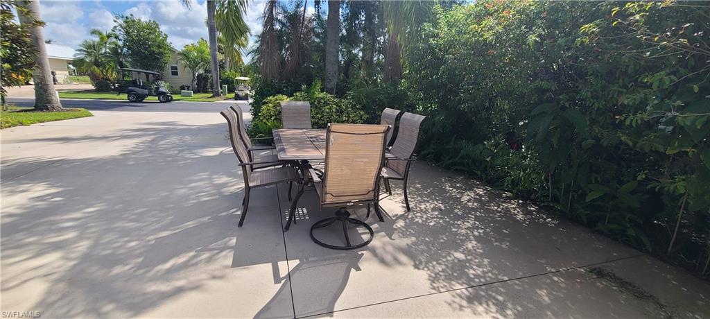 RIVERBEND MOTORCOACH RESORT - Land