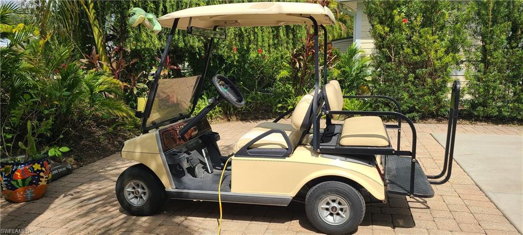 RIVERBEND MOTORCOACH RESORT - Land