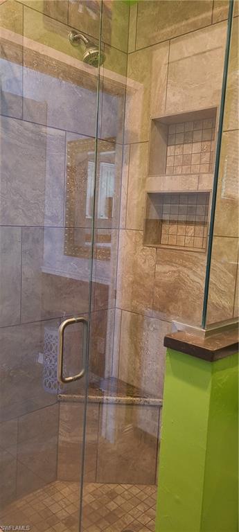 RIVERBEND MOTORCOACH RESORT - Land