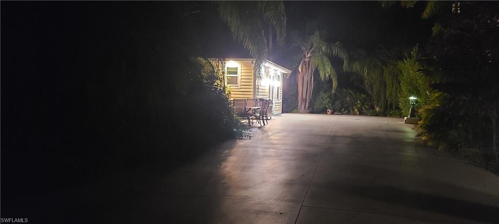 RIVERBEND MOTORCOACH RESORT - Land