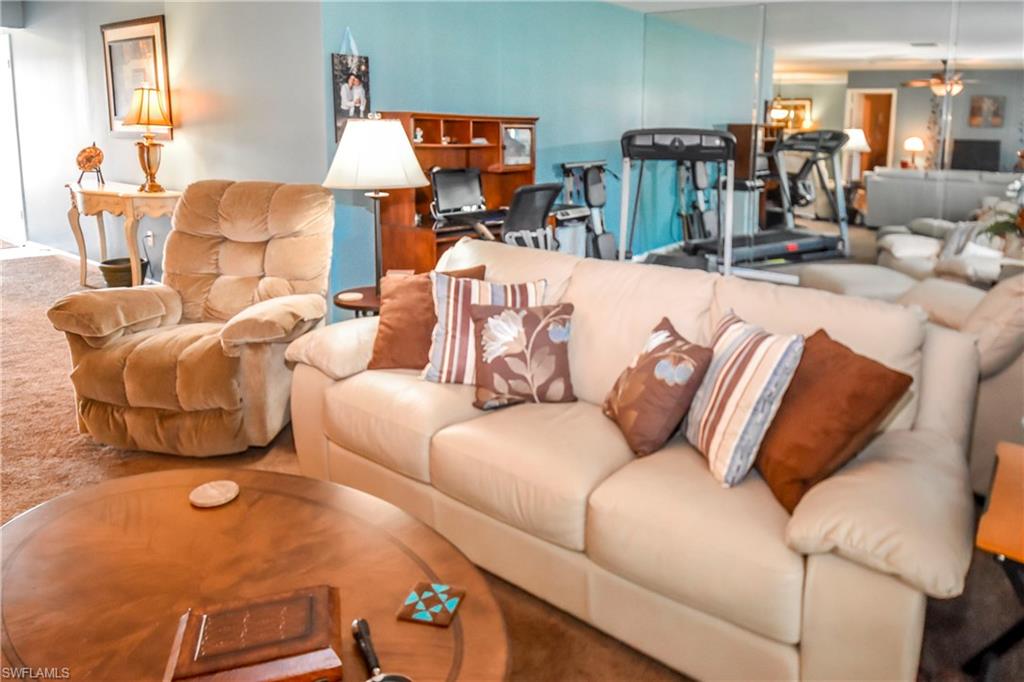 MYERLEE CIRCLE CONDO - Residential