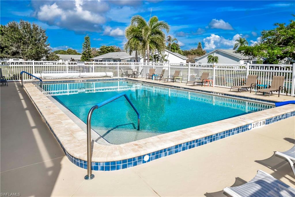 MYERLEE CIRCLE CONDO - Residential