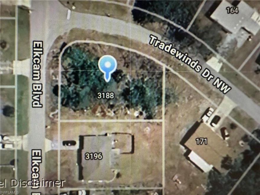 This corner lot offers ample space and flexibility for building your custom home. Enjoy the tranquility of a rural setting while being just a short drive away from essential services and entertainment options. Whether you’re looking to settle down in a new home or invest in promising real estate, this property is a fantastic choice. Don’t miss out on this exceptional opportunity!