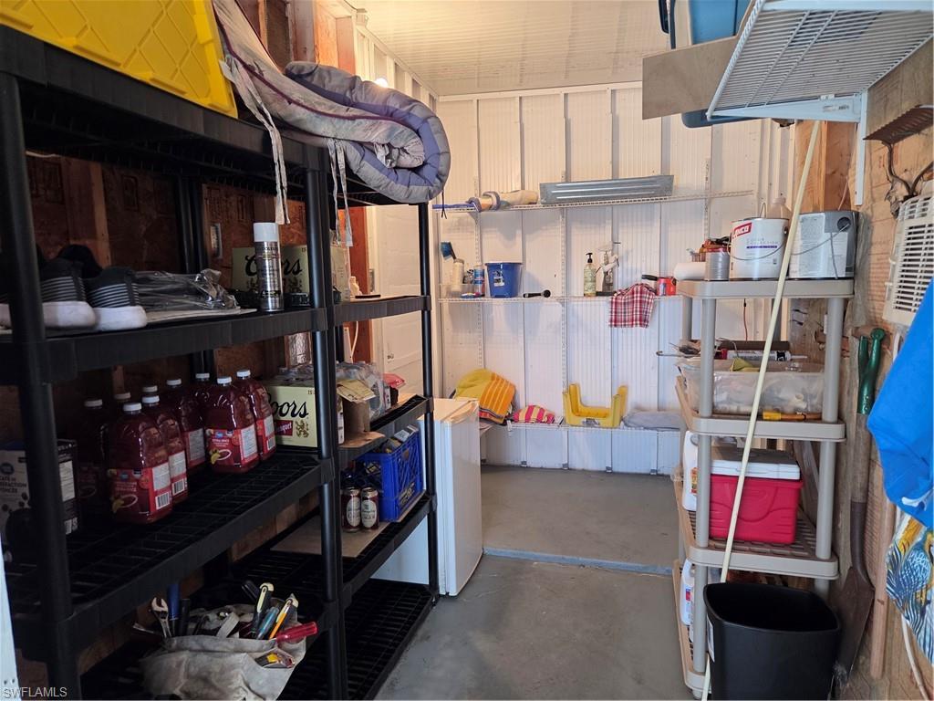 LAZY DAYS MOBILE VILLAGE - Residential