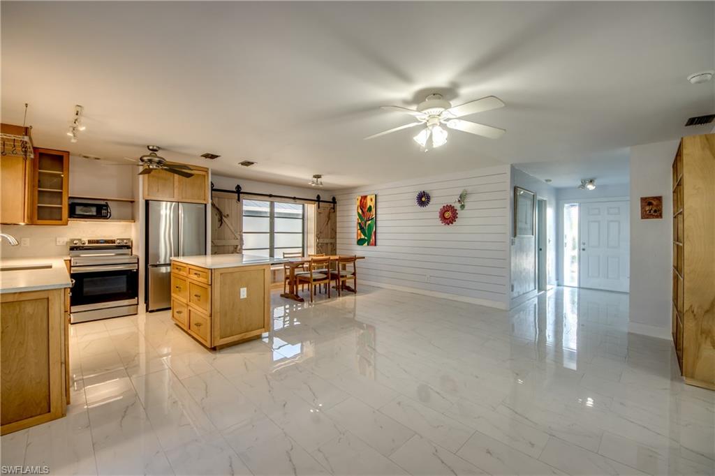 KNIGHTS BOKEELIA ISLE - Residential