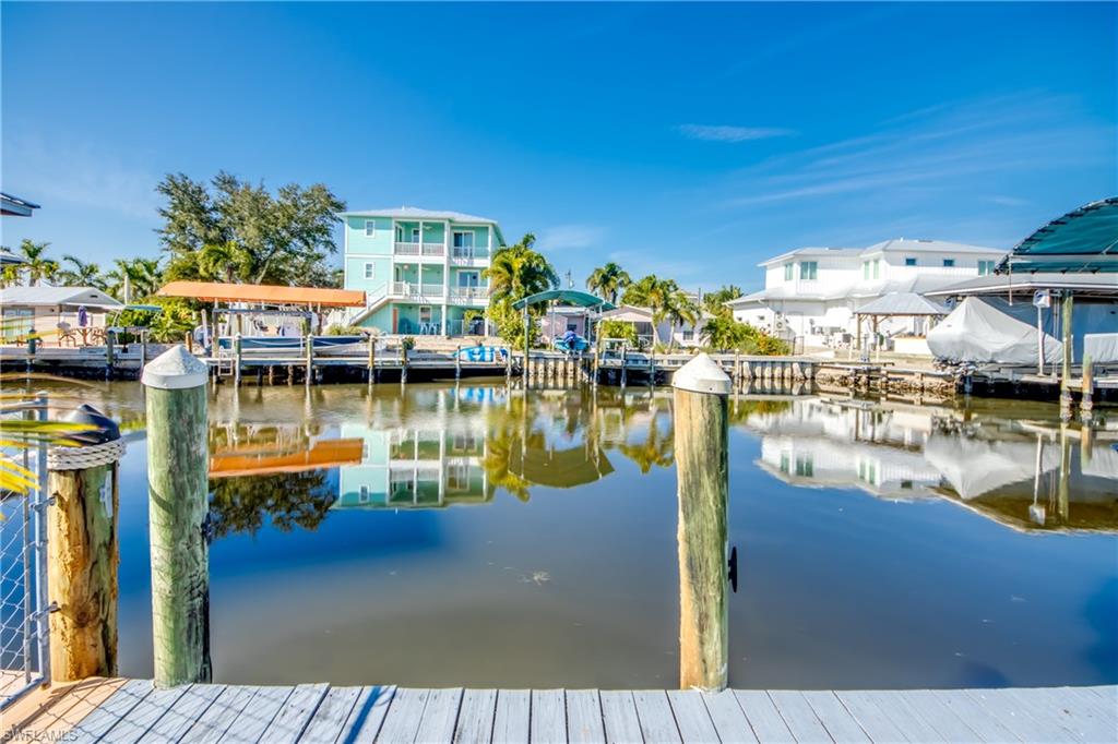 KNIGHTS BOKEELIA ISLE - Residential