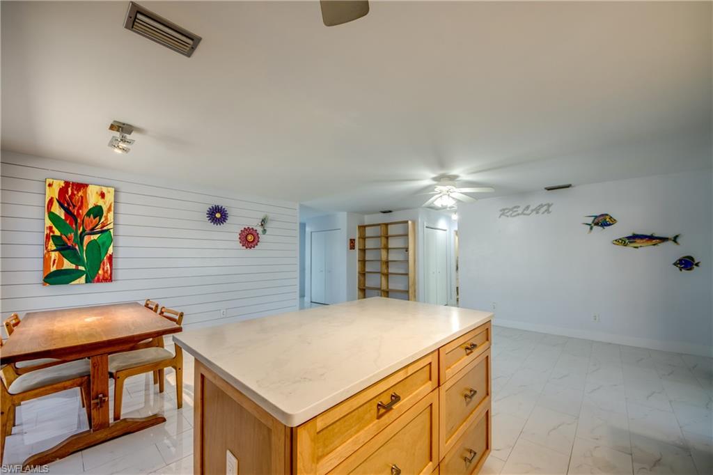 KNIGHTS BOKEELIA ISLE - Residential