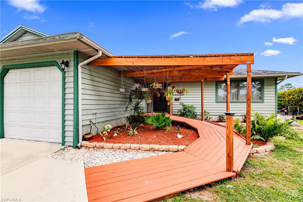 MANATEE POINT - Residential