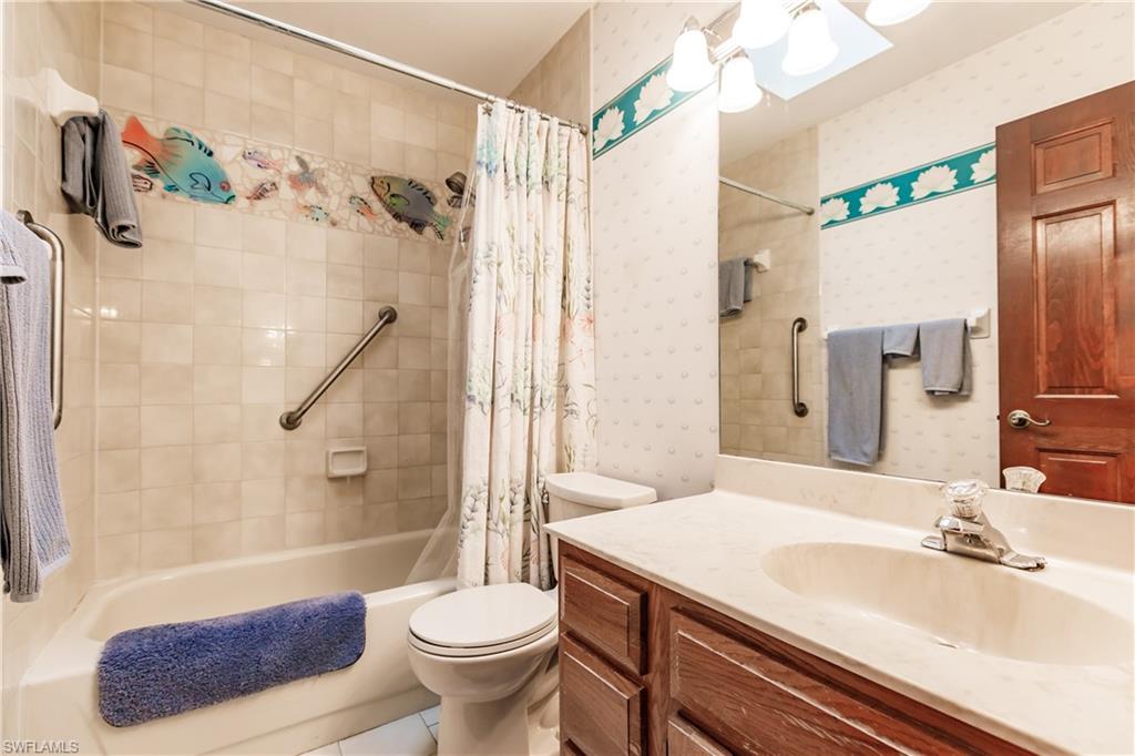 MANATEE POINT - Residential