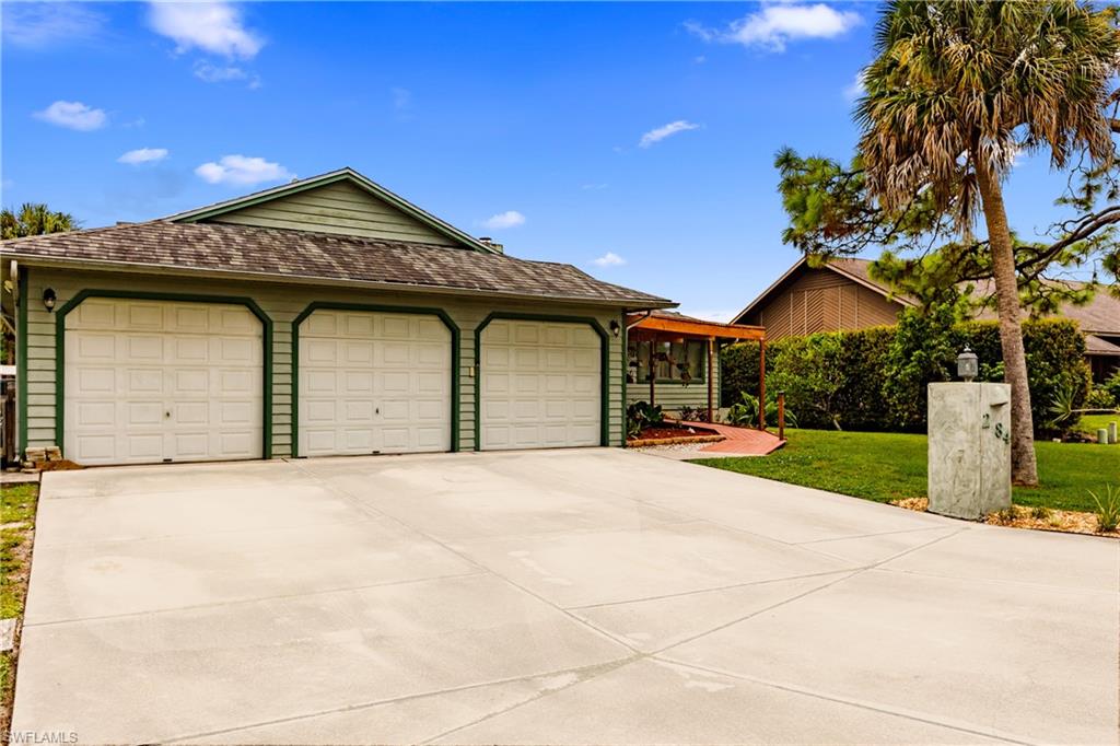 MANATEE POINT - Residential