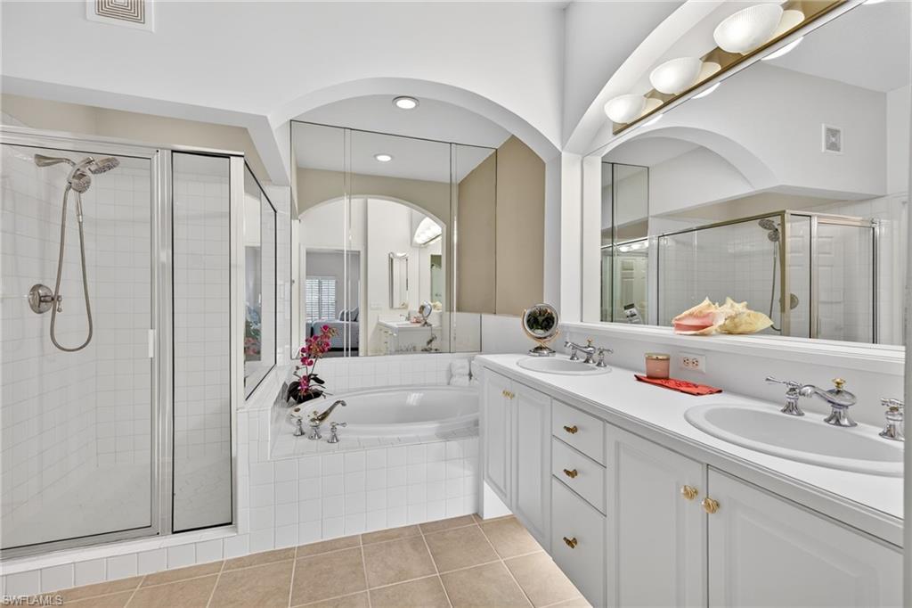 PALM COLONY - Residential