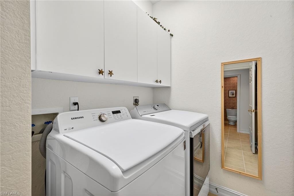 PALM COLONY - Residential