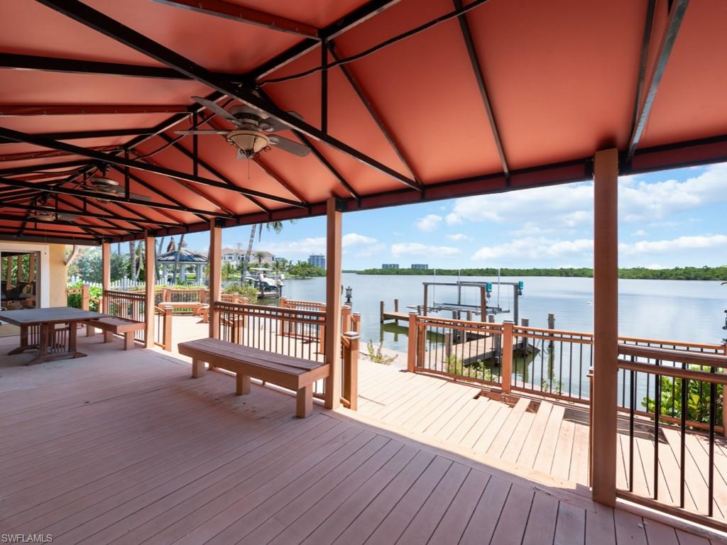 CAROLANDS - Residential