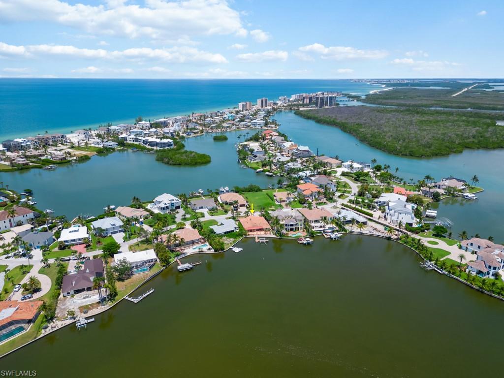 CAROLANDS - Residential