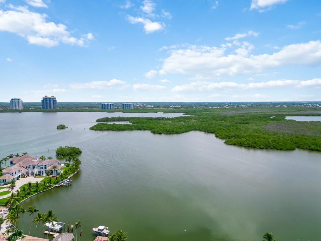 CAROLANDS - Residential