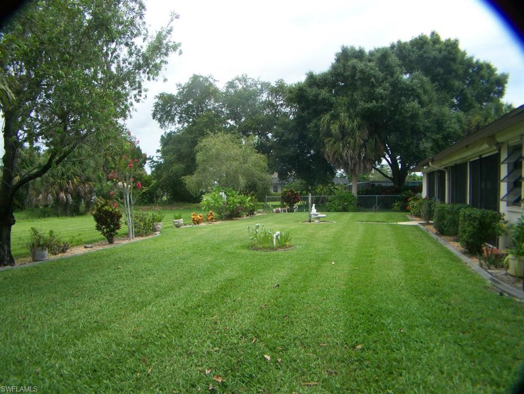 COUNTRY CLUB ESTATES - Residential