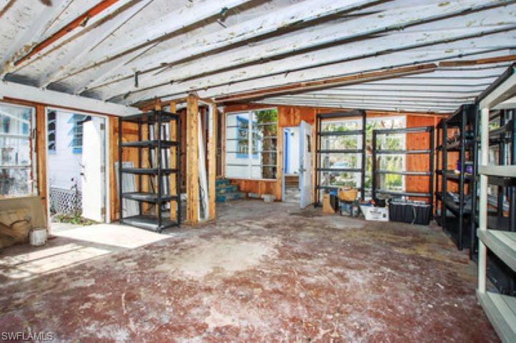 METES AND BOUNDS - Residential