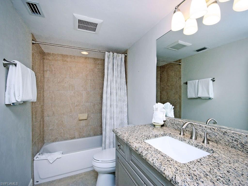 KINGS CROWN - Residential