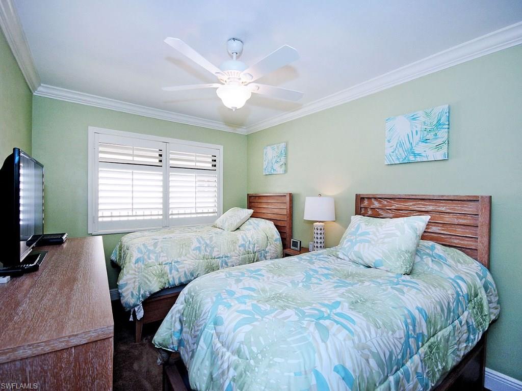 KINGS CROWN - Residential