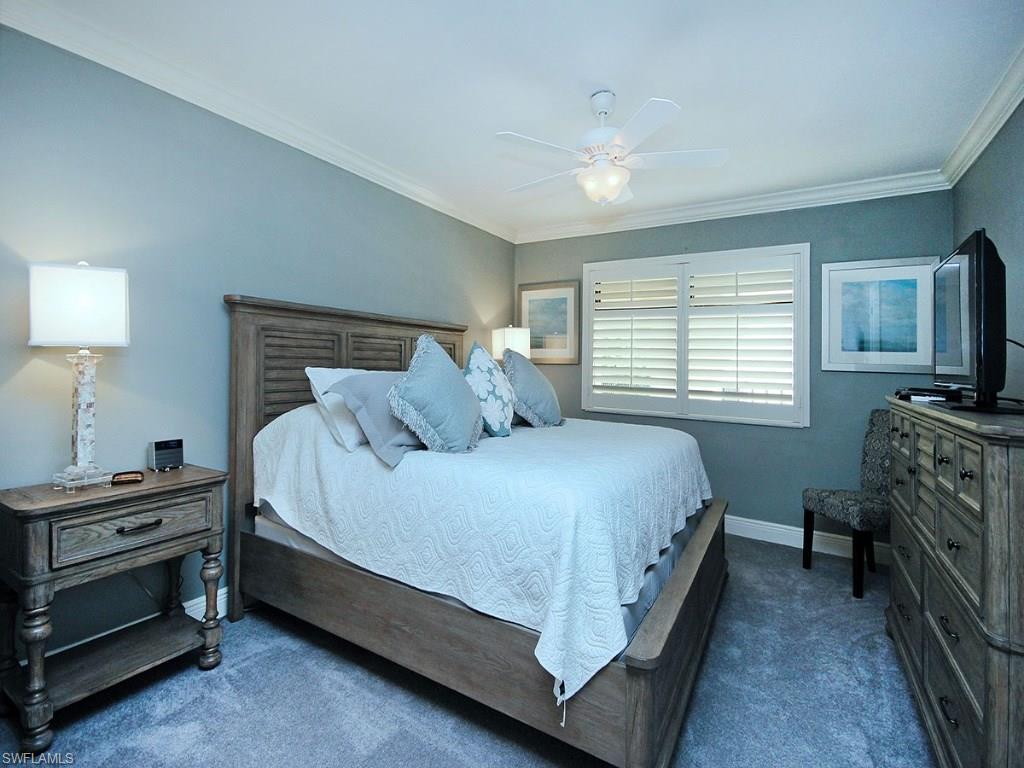 KINGS CROWN - Residential