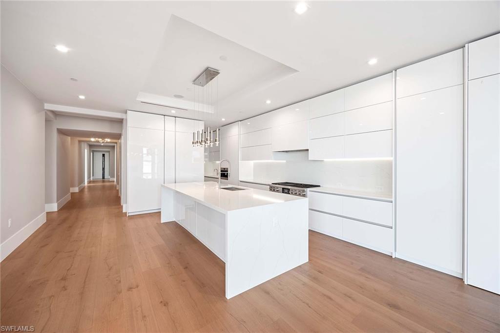 NAUTILUS NAPLES - Residential