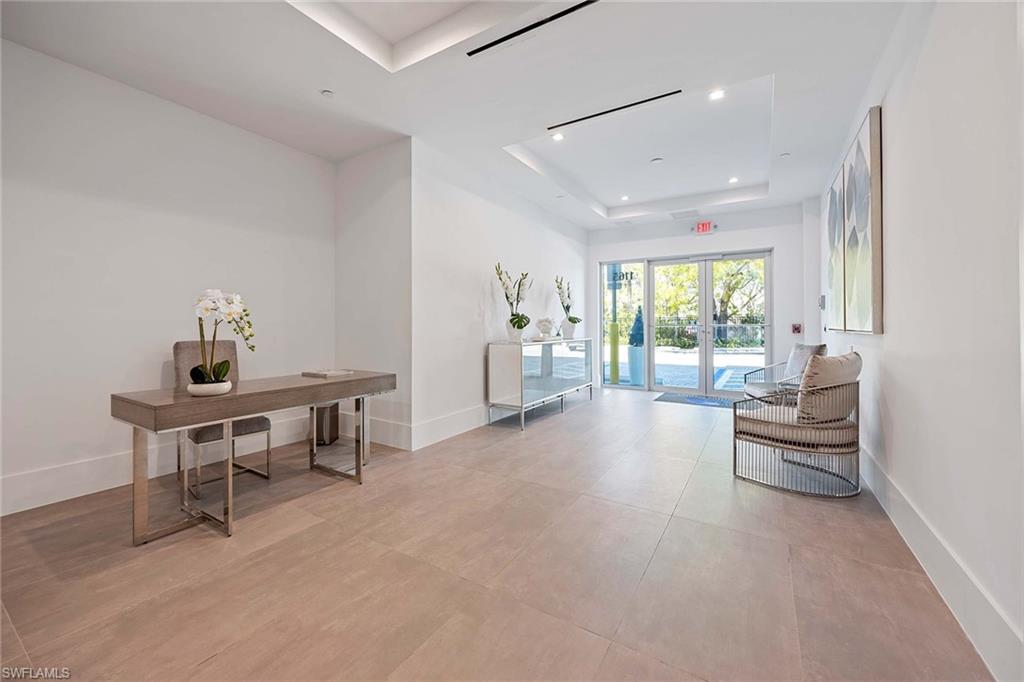 NAUTILUS NAPLES - Residential