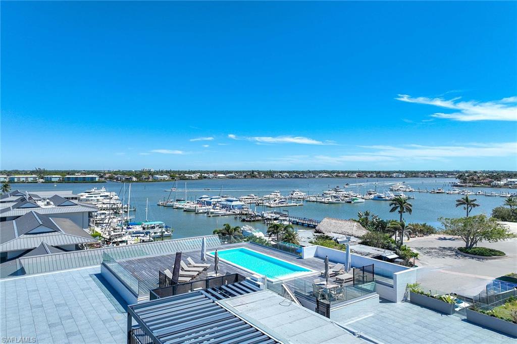 NAUTILUS NAPLES - Residential