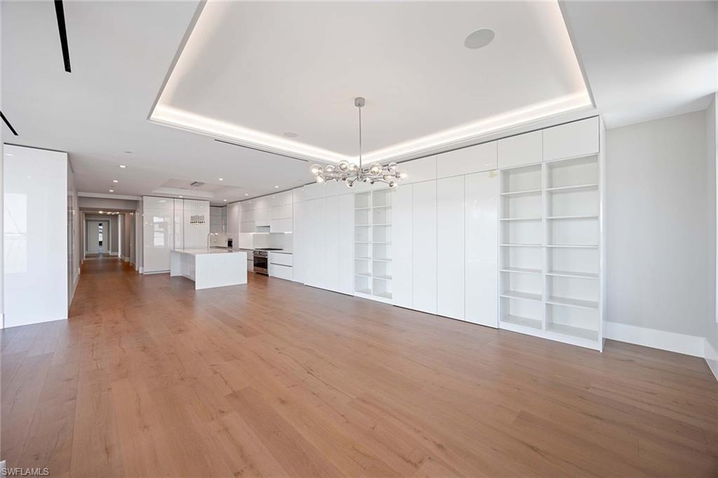 NAUTILUS NAPLES - Residential