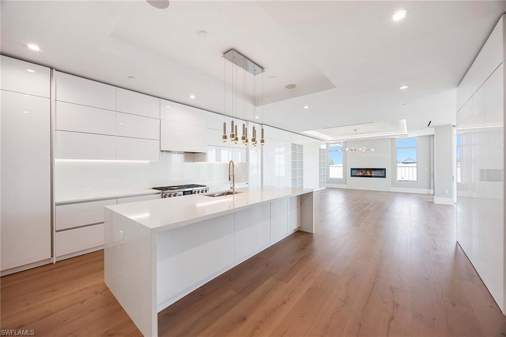 NAUTILUS NAPLES - Residential