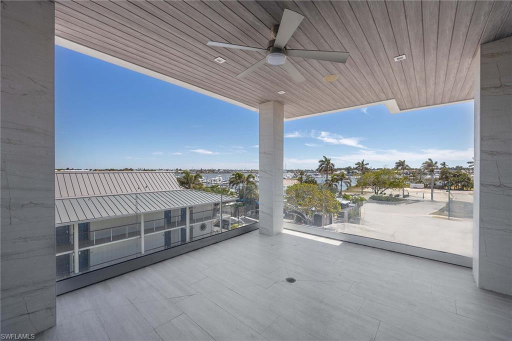 NAUTILUS NAPLES - Residential