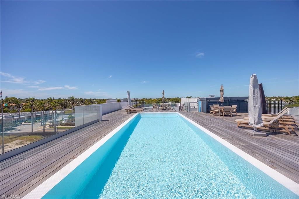 NAUTILUS NAPLES - Residential