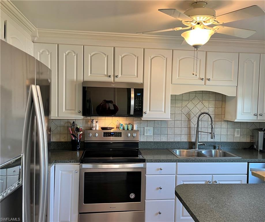 MYERLEE COUNTRY CLUB ESTATES NORTH CONDO - Residential