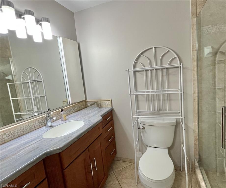 MYERLEE COUNTRY CLUB ESTATES NORTH CONDO - Residential