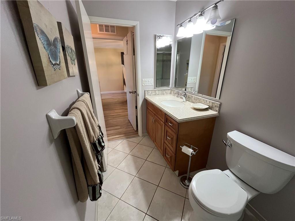 MYERLEE COUNTRY CLUB ESTATES NORTH CONDO - Residential