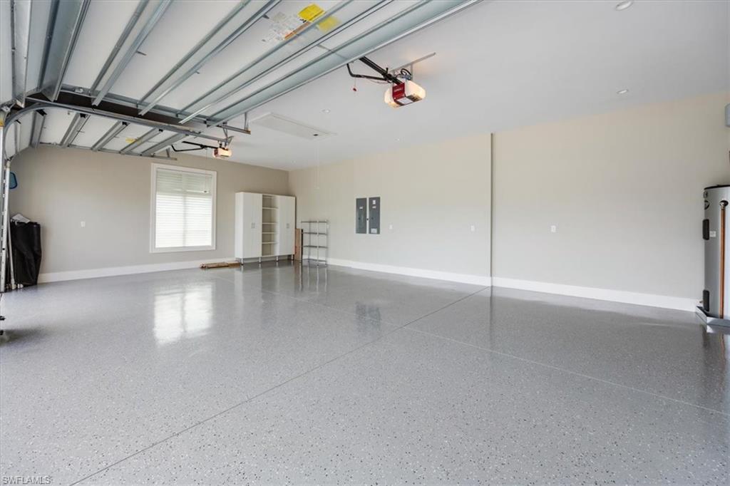 WINDWARD ISLE - Residential