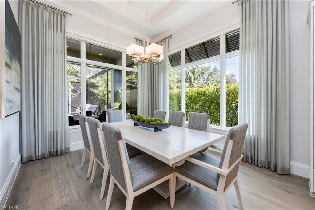 WINDWARD ISLE - Residential