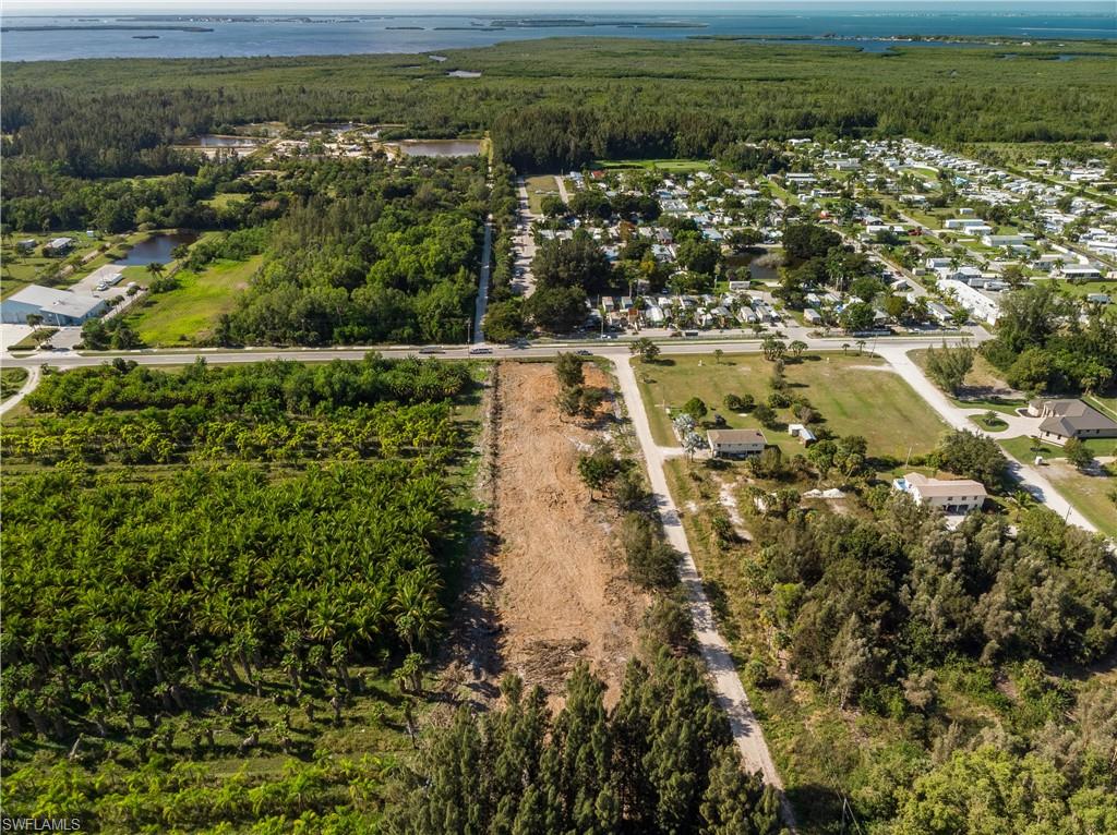 KREAMERS AVOCADO SUBD - Land