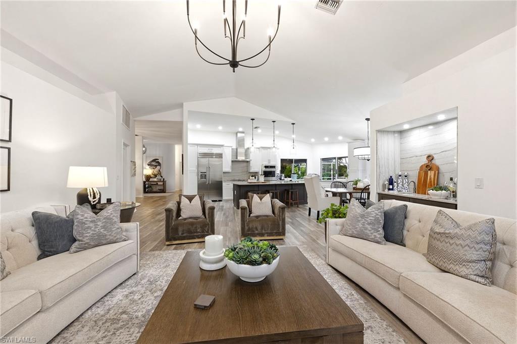 IMPERIAL GOLF ESTATES - Residential