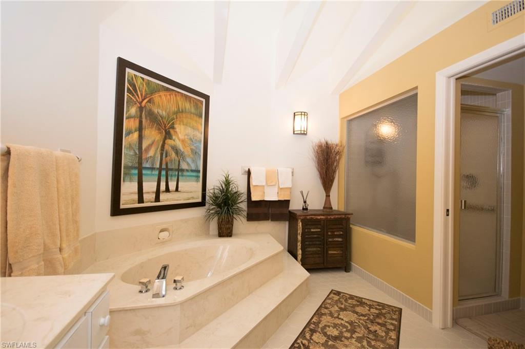 BEARS PAW VILLAS - Residential